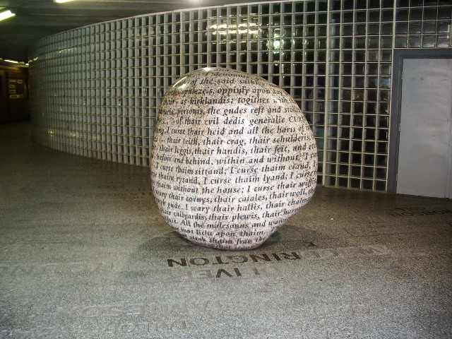 Cursing Stone, Millennium Bridge Subway